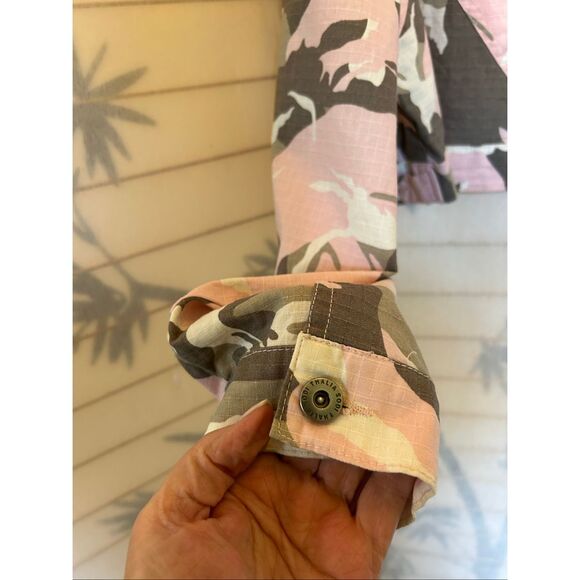 Thalia Sodi Women’s 3X Pink Gray Camo Utility Jacket Button Front Y2K - Picture 4 of 8